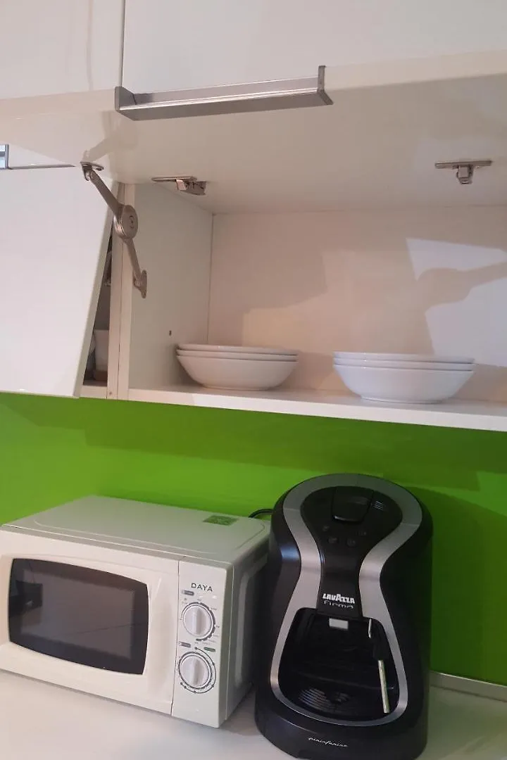 Apartment Apartaments Sonnino Milan